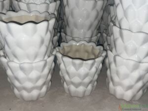 multi shaped ceramic planters(white)